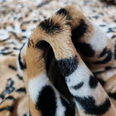 PV Fleece Faux Fur Plush ผ้าสำหรับรองเท้าเสื้อผ้าเบาะเสือดาวพิมพ์