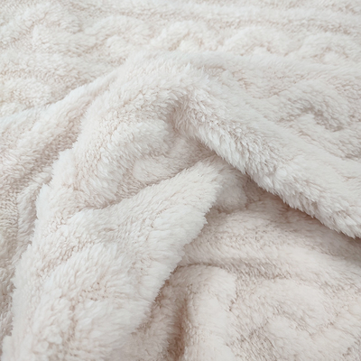 ผ้าห่มสีขาว Plush Shu Velveteen Fabric 270 GSM Soft Sherpa สำหรับชุดนอนฤดูหนาว