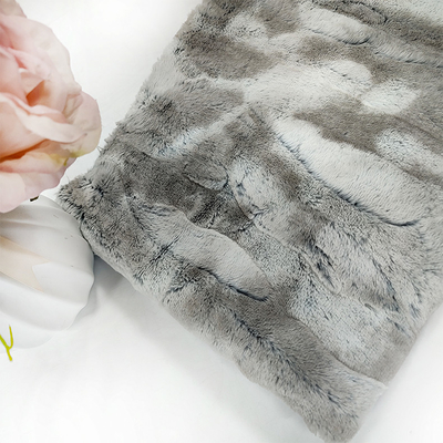 380GSM ผ้าห่มผ้าขนสัตว์เทียม 100% โพลีเอสเตอร์ Pv Fleece