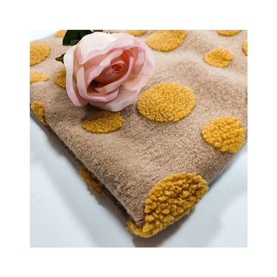 ผ้า Jacquard ขนแกะเชอร์ปา 1000 กก. โพลีเอสเตอร์ 100% ใส่สบาย