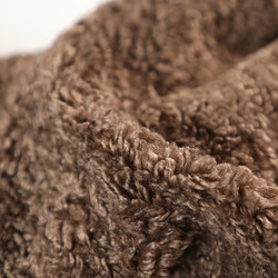 สีทึบ Faux Sherpa Fleece ผ้าตุ๊กตาหมี 300gsm Outdoor Coat Warm
