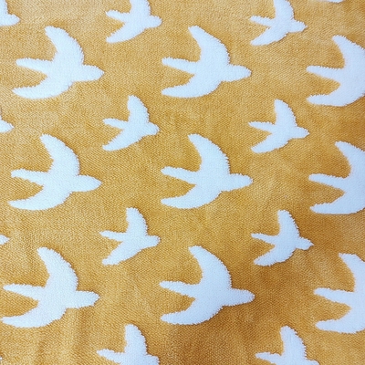 ผ้า Jacquard Shu Velveteen 300gsm สำหรับผ้าคลุมโซฟาผ้าโพลีเอสเตอร์ 100% ผ้ากำมะหยี่