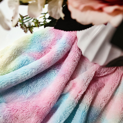 Tie Dyed Gradient ขนสัตว์ประดิษฐ์ผ้ากระต่ายสำหรับเสื้อผ้าของเล่นกระเป๋าถือเบาะ