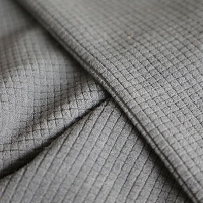 โพลีเอสเตอร์ 100% ผ้าขนแกะขั้วโลก Jacquard สำหรับผ้าซับในปลอกหมอน